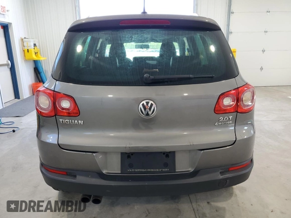 2011 Volkswagen Tiguan SE with VIN WVGBV7AXXBW544449, listed as a Copart auction lot 54678055 with 159,243 mi miles and Salvage Title. Bid and sale history available at DreamBid. Image 6.