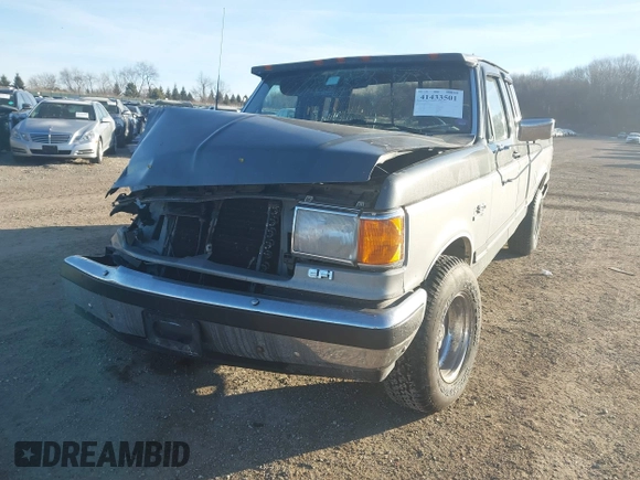 1990 Ford F-150 with VIN 1FTEX15N8LKA81933, listed as a IAAI auction lot 41433501 with 1,170 mi miles. Bid and sale history available at carsss.com. Image 18.