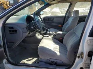 1997 Dodge Intrepid z VIN 2B3HD56FXVH744810, wystawiony jako Copart lot #47202805 z przebiegiem 77 039 mil mil oraz Szkoda całkowita • Salvage title. Historia ofert i sprzedaży dostępna na DreamBid. Obrazek 7.