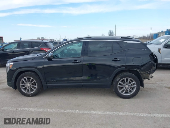 2022 GMC Terrain SLT with VIN 3GKALPEV8NL210997, listed as a IAAI auction lot 41678913 with 66,401 mi miles. Bid and sale history available at carsss.com. Image 15.