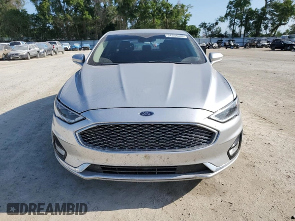 2019 Ford Fusion Titanium with VIN 3FA6P0RU1KR209297, listed as a Copart auction lot 54358065 with 122,600 mi miles and Salvage Title. Bid and sale history available at DreamBid. Image 5.