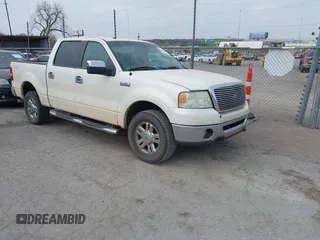 2008 Ford F-150 XLT z VIN 1FTPW14V08FA50396, wystawiony jako IAAI lot #41909239 z przebiegiem 255 794 mil mil oraz . Historia ofert i sprzedaży dostępna na DreamBid. Obrazek 1.