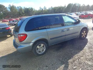 2006 Dodge Caravan SXT with VIN 1D4GP45R06B500233, listed as a IAAI auction lot 41709083 with 178,351 mi miles. Bid and sale history available at carsss.com. Image 4.