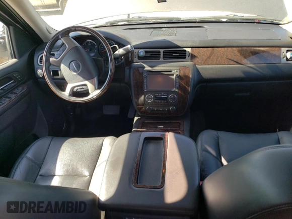 2014 GMC Yukon XL Denali with VIN 1GKS2MEF1ER107346, listed as a Copart auction lot 67927133 with 77,793 mi miles and Salvage Title. Bid and sale history available at carsss.com. Image 8.