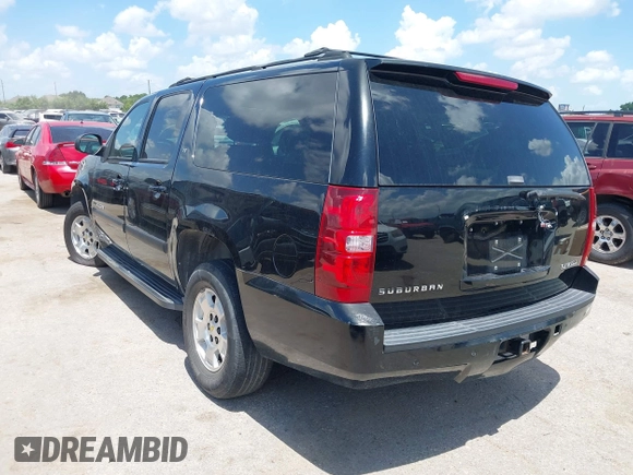 2007 Chevrolet Suburban LT with VIN 3GNFC16057G132960, listed as a IAAI auction lot 42565959 with 144,332 mi miles and . Bid and sale history available at DreamBid. Image 3.