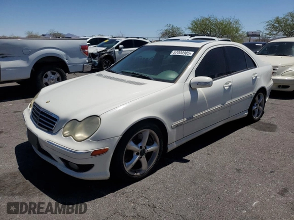 2005 Mercedes-Benz C 230 Kompressor с VIN WDBRF40J45F672944, выставлен на аукционе Copart как лот 57000985 с пробегом 194 056 миль миль и Чистый • Clean title. История ставок и продаж доступна на DreamBid. Изображение 1.