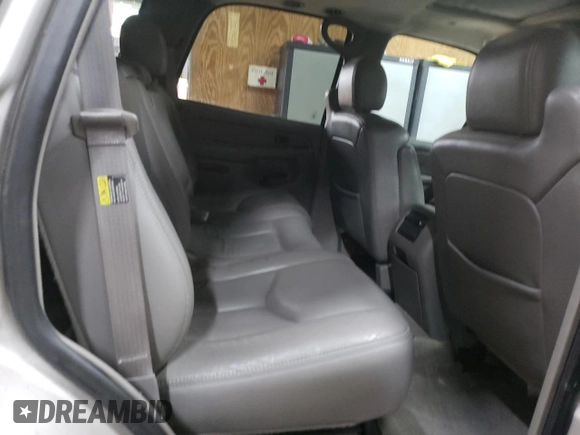 2004 Chevrolet Tahoe LS with VIN 1GNEK13Z94R239989, listed as a Copart auction lot 53261905 with 347,529 mi miles and Clean Title. Bid and sale history available at carsss.com. Image 11.