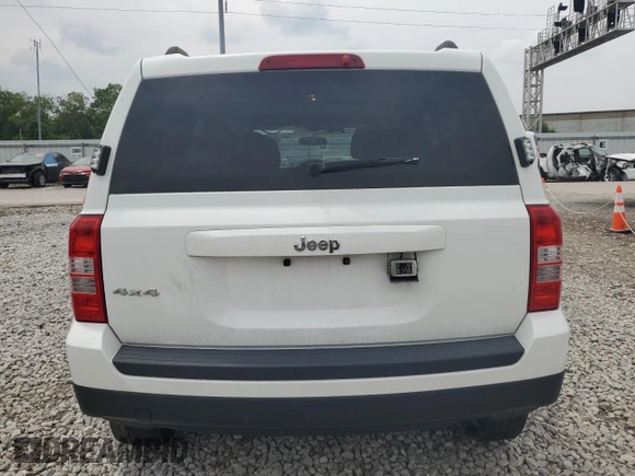 2015 Jeep Patriot Sport with VIN 1C4NJRBB2FD358059, listed as a Copart auction lot 60173745 with 129,984 mi miles and Salvage title. Bid and sale history available at DreamBid. Image 6.