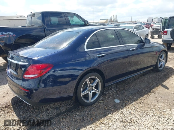 2019 Mercedes-Benz E 450 z VIN WDDZF6JB3KA508944, wystawiony jako IAAI lot #41924160 z przebiegiem 62 302 mil mil oraz . Historia ofert i sprzedaży dostępna na DreamBid. Obrazek 4.