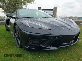 2025 Chevrolet Corvette 2LT z VIN 1G1YB2D44S5100705, wystawiony jako IAAI lot #42144443 z przebiegiem 630 mil mil oraz . Historia ofert i sprzedaży dostępna na DreamBid. Obrazek 1.