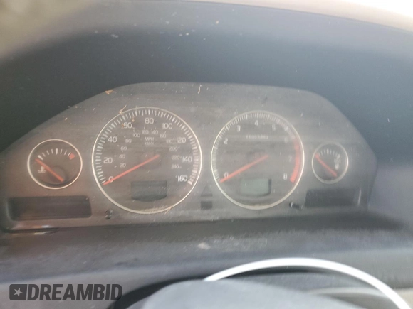 2004 Volvo V70 XC70 with VIN YV1SZ59H841163932, listed as a Copart auction lot 73984504 with 0 mi miles and Non Repairable. Bid and sale history available at carsss.com. Image 9.
