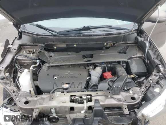 2019 Mitsubishi Outlander ES z VIN JA4AR3AU7KU014836, wystawiony jako Copart lot #55296935 z przebiegiem 14 378 mil mil oraz Szkody całkowita. Historia ofert i sprzedaży dostępna na DreamBid. Obrazek 12.