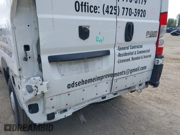 2019 Ram ProMaster Cargo with VIN 3C6TRVCG7KE530928, listed as a IAAI auction lot 42207644 with 89,553 mi miles and . Bid and sale history available at DreamBid. Image 6.