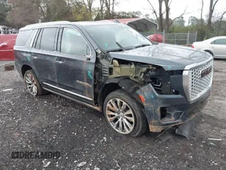 2021 GMC Yukon Denali with VIN 1GKS2DKL8MR382804, listed as a IAAI auction lot 41903616 with 35,296 mi miles. Bid and sale history available at carsss.com. Image 1.
