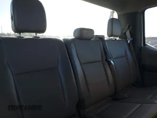 2018 Ford F-150 XL z VIN 1FTEX1CB5JKD81449, wystawiony jako IAAI lot #41362827 z przebiegiem Nie podano mil oraz . Historia ofert i sprzedaży dostępna na DreamBid. Obrazek 8.
