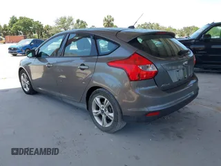 2013 Ford Focus SE with VIN 1FADP3K2XDL265306, listed as a IAAI auction lot 42029295 with 84,076 mi miles. Bid and sale history available at carsss.com. Image 3.