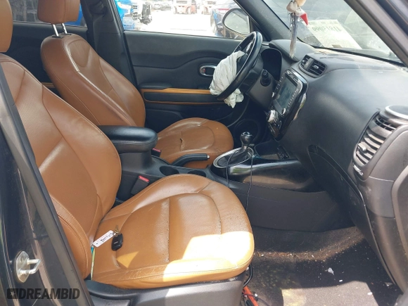 2015 Kia Soul ! with VIN KNDJX3A52F7225256, listed as a IAAI auction lot 41815099 with 87,512 mi miles. Bid and sale history available at carsss.com. Image 5.