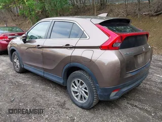 2018 Mitsubishi Eclipse Cross ES z VIN JA4AT3AA9JZ039973, wystawiony jako IAAI lot #42350915 z przebiegiem 136 369 mil mil oraz . Historia ofert i sprzedaży dostępna na DreamBid. Obrazek 3.
