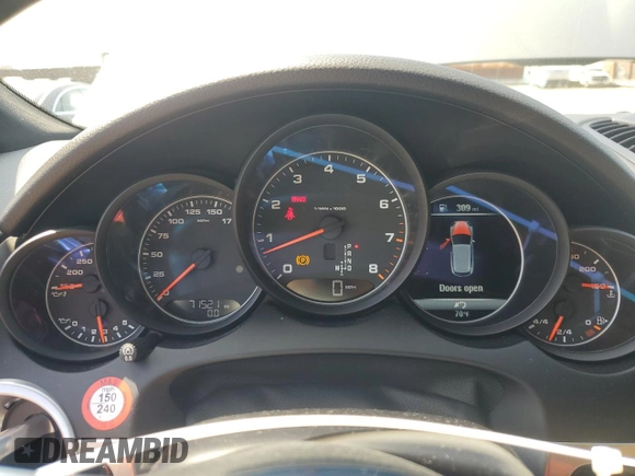 2016 Porsche Cayenne z VIN WP1AA2A22GKA08076, wystawiony jako Copart lot #55059565 z przebiegiem 71 521 mil mil oraz Szkoda całkowita • Salvage title. Historia ofert i sprzedaży dostępna na DreamBid. Obrazek 9.