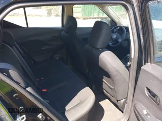 2024 Nissan Kicks S with VIN 3N1CP5BV8RL498577, listed as a IAAI auction lot 42208526 with 30,717 mi miles and . Bid and sale history available at DreamBid. Image 8.