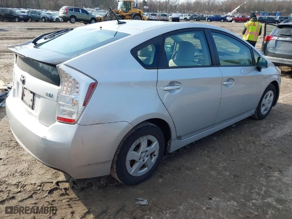 2011 Toyota Prius I with VIN JTDKN3DU0B0271362, listed as a IAAI auction lot 41499567 with 193,280 mi miles. Bid and sale history available at carsss.com. Image 4.