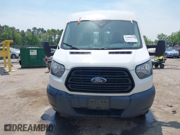 2018 Ford Transit with VIN 1FTYR2CM4JKA25671, listed as a IAAI auction lot 42086863 with 318,045 mi miles. Bid and sale history available at carsss.com. Image 12.