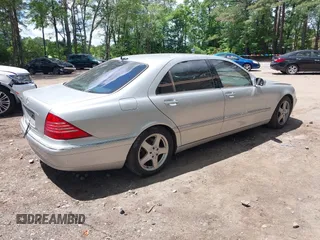 2005 Mercedes-Benz S 430 z VIN WDBNG70J95A436610, wystawiony jako IAAI lot #42345562 z przebiegiem 149 498 mil mil oraz . Historia ofert i sprzedaży dostępna na DreamBid. Obrazek 4.