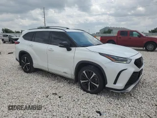 2022 Toyota Highlander XSE with VIN 5TDJZRAH7NS097169, listed as a Copart auction lot 54572455 with 86,007 mi miles and Salvage title. Bid and sale history available at DreamBid. Image 4.
