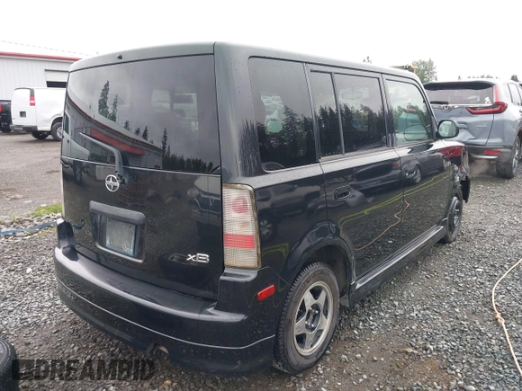 2005 Scion xB z VIN JTLKT324954021760, wystawiony jako IAAI lot #42125087 z przebiegiem 414 129 mil mil oraz . Historia ofert i sprzedaży dostępna na DreamBid. Obrazek 4.