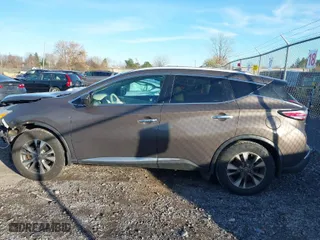 2017 Nissan Murano SL with VIN 5N1AZ2MH6HN176700, listed as a IAAI auction lot 40877286 with 113,448 mi miles. Bid and sale history available at carsss.com. Image 15.