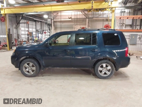 2011 Honda Pilot EX-L with VIN 5FNYF4H52BB038651, listed as a IAAI auction lot 41868695 with 281,683 mi miles. Bid and sale history available at carsss.com. Image 14.