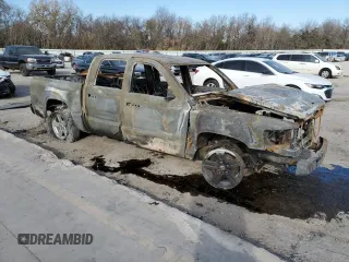 2010 Dodge Dakota with VIN 1D7CE5GP2AS100806, listed as a Copart auction lot 82240334 with Not provided miles and Non repairable. Bid and sale history available at DreamBid. Image 4.