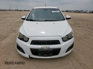 2012 Chevrolet Sonic LT z VIN 1G1JC5SH2C4208687, wystawiony jako Copart lot #57450375 z przebiegiem 155 645 mil mil oraz Szkoda całkowita • Salvage title. Historia ofert i sprzedaży dostępna na DreamBid. Obrazek 5.