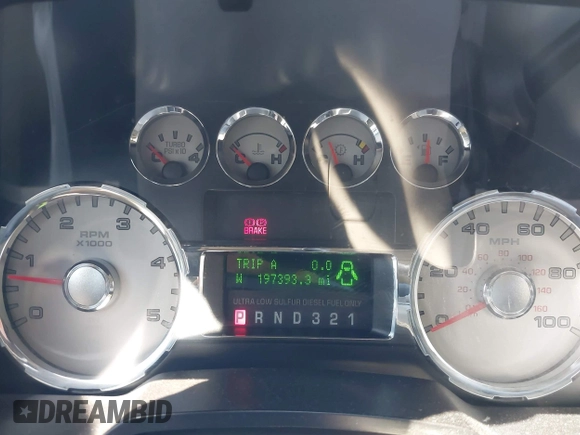 2008 Ford Super Duty F-250 SRW XL with VIN 1FTSW21R08EB98044, listed as a IAAI auction lot 42002642 with 197,393 mi miles. Bid and sale history available at carsss.com. Image 7.