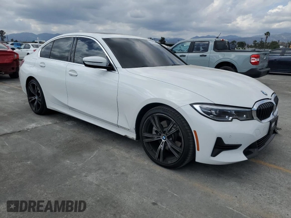 2022 BMW 3 Series 330i with VIN 3MW5R1J08N8C23042, listed as a Copart auction lot 56992485 with 43,693 mi miles and Salvage title. Bid and sale history available at DreamBid. Image 4.