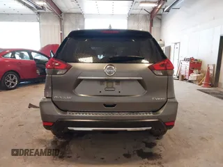 2019 Nissan Rogue SV with VIN JN8AT2MV0KW385450, listed as a IAAI auction lot 41724976 with 75,345 mi miles. Bid and sale history available at carsss.com. Image 16.