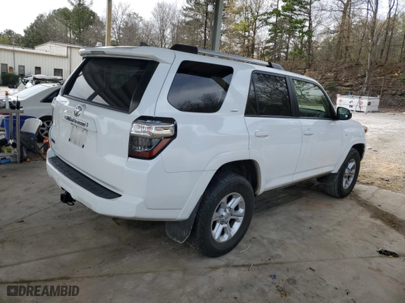 2022 Toyota 4Runner SR5 with VIN JTEEU5JR4N5264977, listed as a Copart auction lot 50719775 with 47,598 mi miles and Salvage Title. Bid and sale history available at carsss.com. Image 3.