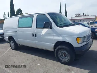 2000 Ford Econoline Cargo z VIN 1FTNE2421YHA63099, wystawiony jako IAAI lot #42292435 z przebiegiem 162 576 mil mil oraz . Historia ofert i sprzedaży dostępna na DreamBid. Obrazek 1.