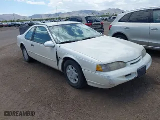 1995 Ford Thunderbird LX with VIN 1FALP62W1SH168074, listed as a IAAI auction lot 41995575 with 232,742 mi miles. Bid and sale history available at carsss.com. Image 1.