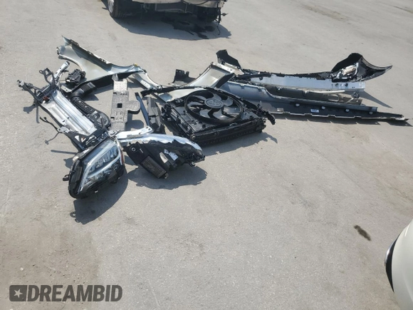 2019 Mercedes-Benz C 300 z VIN WDDWK8DB4KF796515, wystawiony jako Copart lot #57394145 z przebiegiem 21 854 mil mil oraz Szkoda całkowita • Salvage title. Historia ofert i sprzedaży dostępna na DreamBid. Obrazek 12.
