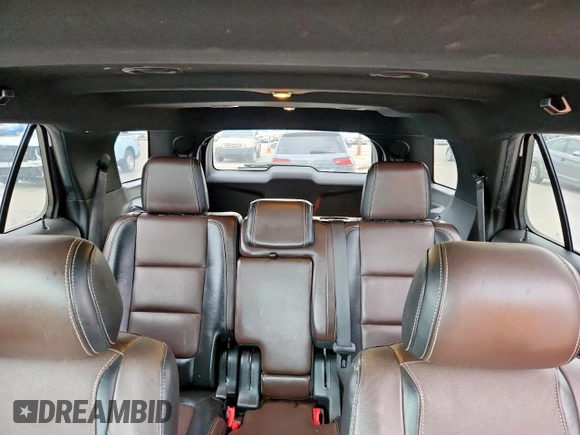 2015 Ford Explorer Sport z VIN 1FM5K8GT8FGB32918, wystawiony jako Copart lot #63532215 z przebiegiem 151 792 mil mil oraz Czysty tytuł • Clean title. Historia ofert i sprzedaży dostępna na DreamBid. Obrazek 10.