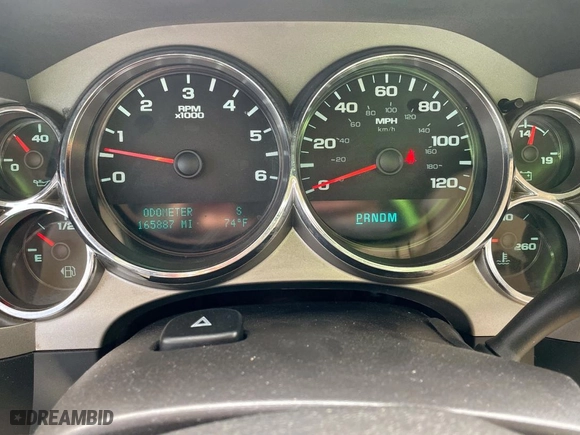 2013 Chevrolet Silverado 1500 LT with VIN 1GCRCSE08DZ117975, listed as a Copart auction lot 47416735 with 165,887 mi miles and Clean Title. Bid and sale history available at carsss.com. Image 8.