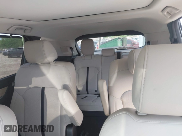 2025 Mazda CX-90 Premium Sport с VIN JM3KKCHA6S1196886, выставлен на аукционе IAAI как лот 42214967 с пробегом 23 577 миль миль и . История ставок и продаж доступна на DreamBid. Изображение 22.