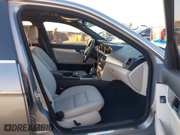 2014 Mercedes-Benz C 250 Sport with VIN WDDGF4HB0EG238946, listed as a IAAI auction lot 41973753 with 116,694 mi miles and . Bid and sale history available at DreamBid. Image 5.