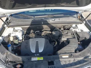 2011 Kia Sorento SX with VIN 5XYKWDA29BG121492, listed as a IAAI auction lot 42144446 with 203,556 mi miles and . Bid and sale history available at DreamBid. Image 10.