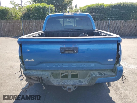 2017 Toyota Tacoma SR5 with VIN 5TFCZ5AN3HX108853, listed as a Copart auction lot 55044885 with 107,801 mi miles and Salvage Title. Bid and sale history available at DreamBid. Image 6.