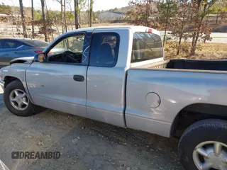 2000 Dodge Dakota with VIN 1B7GL22X9YS521262, listed as a IAAI auction lot 41635416 with 403,083 mi miles. Bid and sale history available at carsss.com. Image 14.