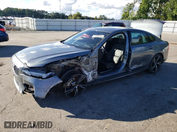 2020 Volvo S90 R-Design with VIN LVYA22MT0LP174296, listed as a Copart auction lot 71896424 with 43,633 mi miles and Salvage Title. Bid and sale history available at carsss.com. Image 1.