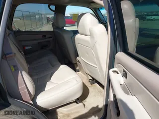 2003 Chevrolet Tahoe LT with VIN 1GNEC13Z33R213707, listed as a IAAI auction lot 41796469 with 183,373 mi miles. Bid and sale history available at carsss.com. Image 8.