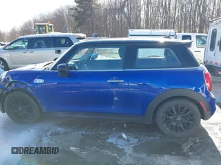2020 MINI Hardtop Cooper S z VIN WMWXR5C05L2L43423, wystawiony jako IAAI lot #41577721 z przebiegiem 108 123 mil mil oraz . Historia ofert i sprzedaży dostępna na DreamBid. Obrazek 14.